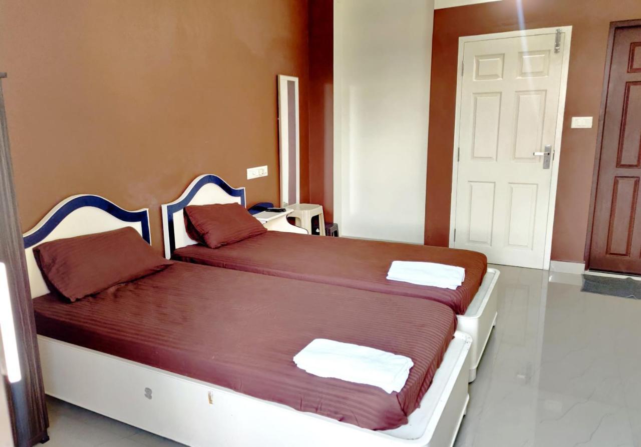 Ms Residence Homestay Kochi Exterior photo